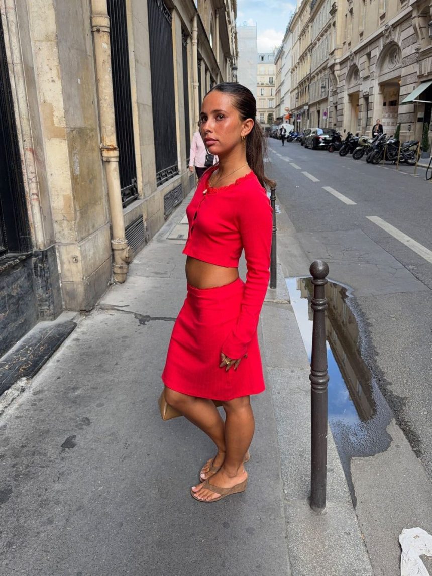 Shay midi skirt in pointelle - Red