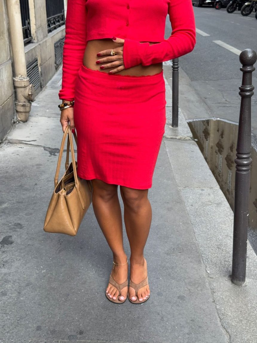 Shay midi skirt in pointelle - Red