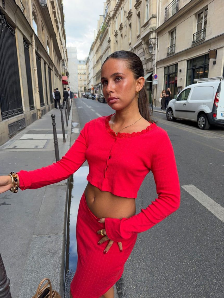 Tina cropped cardigan in pointelle - Red